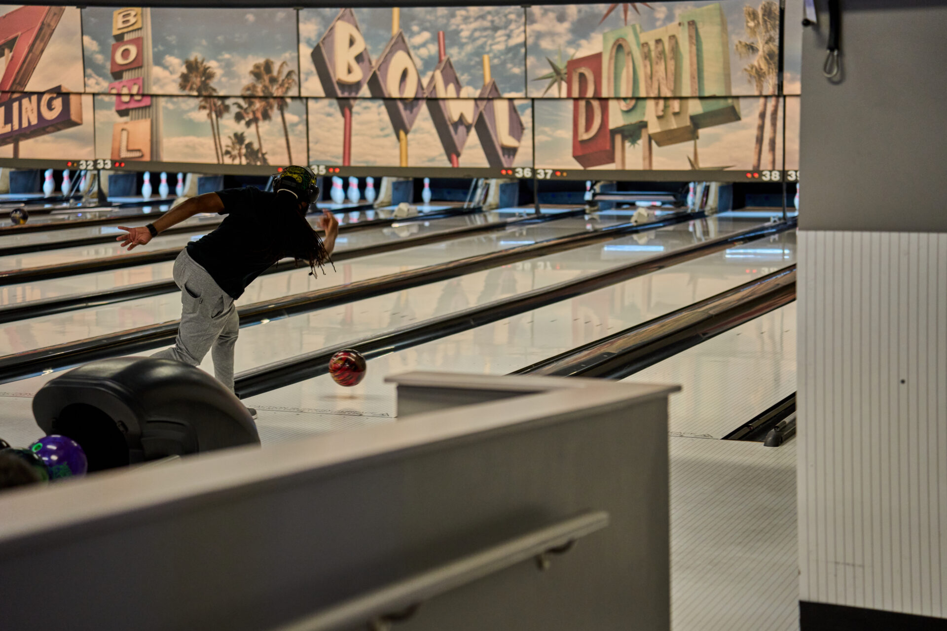 Let’s Strike It Big: Adult Birthday Parties for Bowling