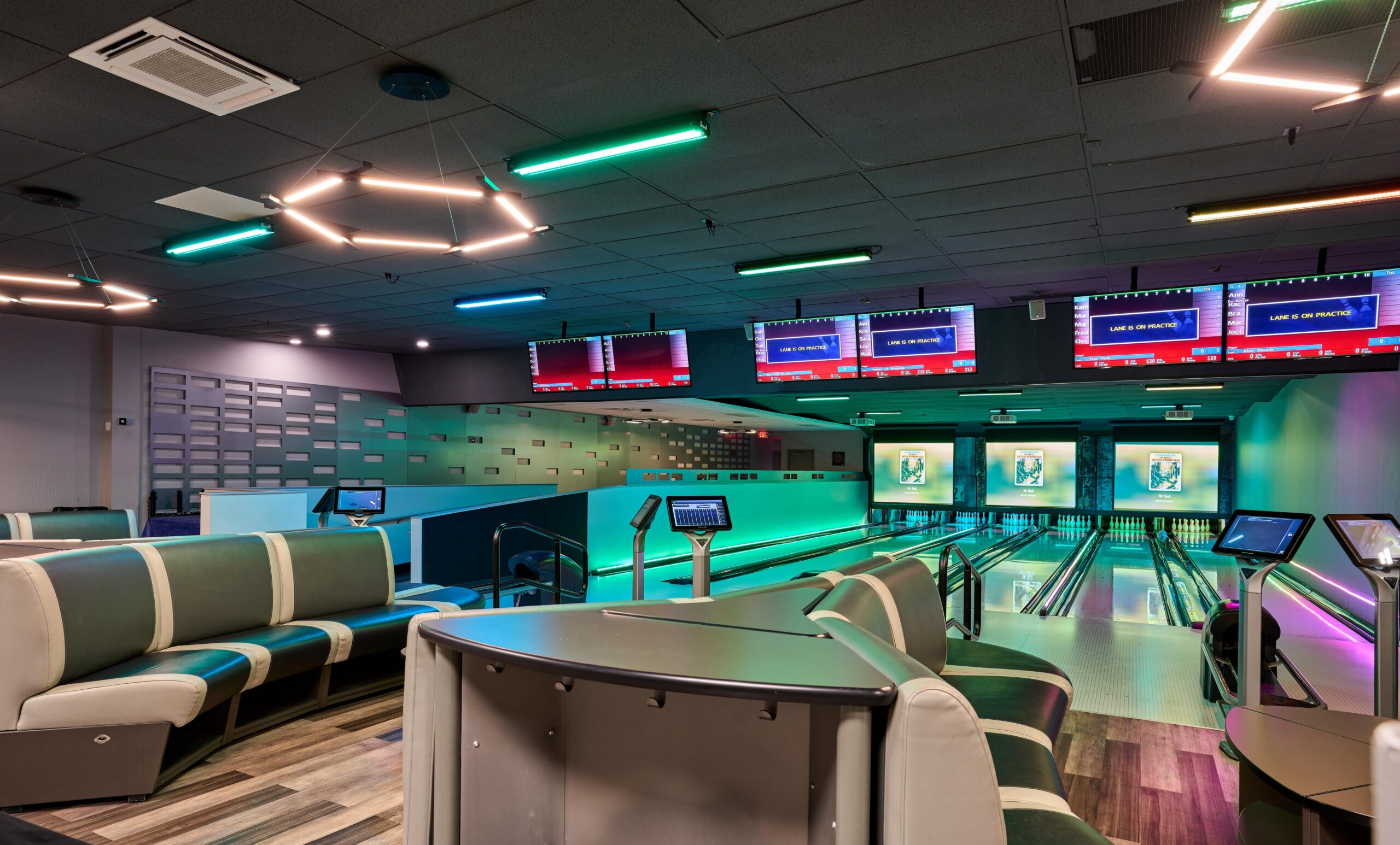 Strike a Celebration: Why Choose a Bowling Alley for Your Next Birthday Bash